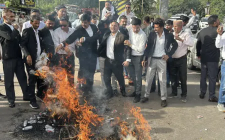 ग्वालियर में आंबेडकर पर विवादित टिप्पणी से मचा बवाल, FIR दर्ज, हुए विरोध प्रदर्शन